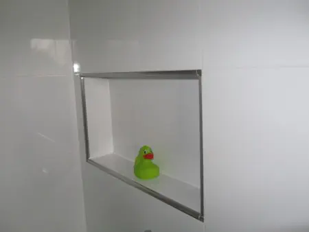 komplett neu gebautes Badezimmer